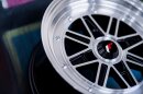 Japan Racing JR31 7,5x15 4/100-114,3 ET20 NB73,1 Schwarz