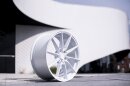 Japan Racing SL02 8.0x18 5/100-120 Offset20-40 White